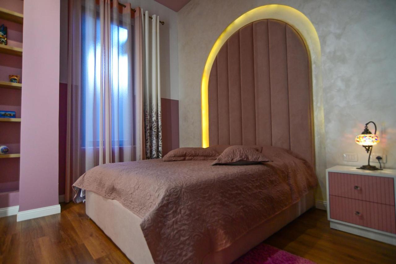 Stylish Two Bedroom House With Private Pool Villa