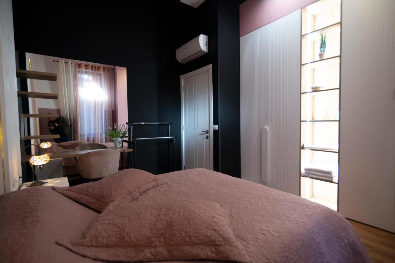 Villa Stylish Two Bedroom House With Private Pool